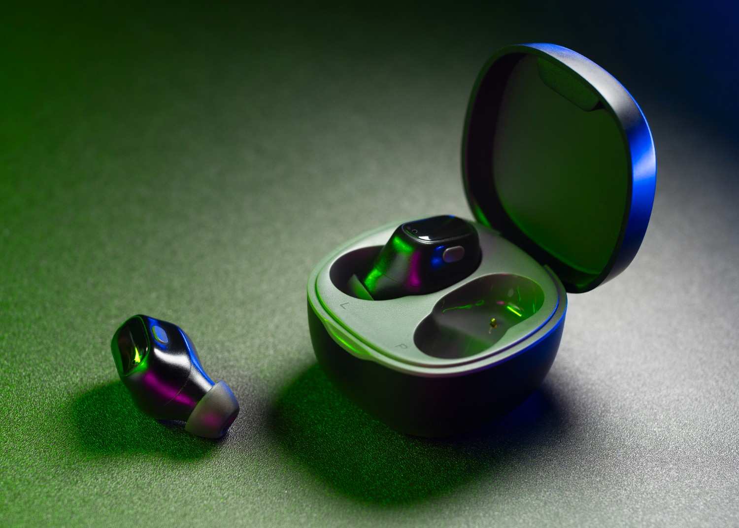 Who Are Thespark Shop Wireless Earbuds for Gaming Best Suited For