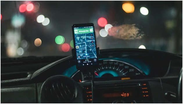 What are the benefits of wireless smartphone integration systems?